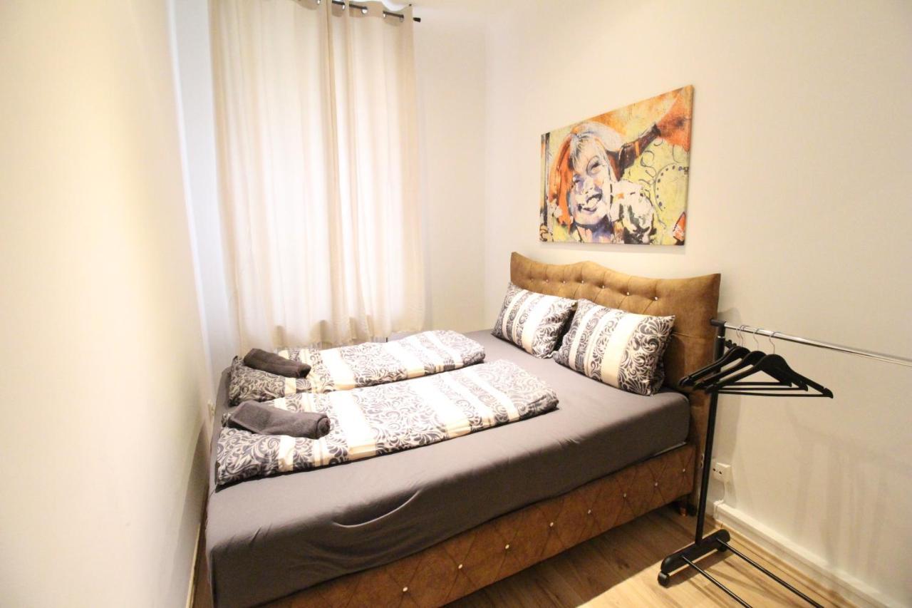 Private Double Bedroom Rf2 Viena Exterior foto